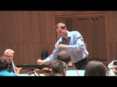 NY Pops symphonic orchestra play songs of the screen