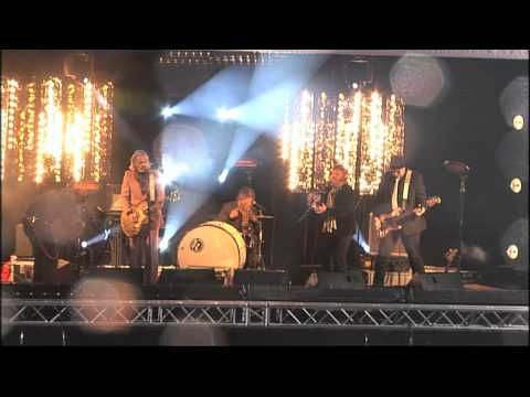 Studio Brussel: Triggerfinger & Bart Peeters - All This Dancin' Around