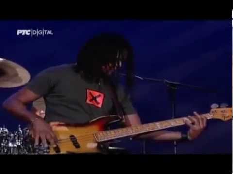 Linley Marthe bass solo   The Zawinul Syndicate   live in Belgrade 2003
