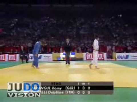 JUDO 2009 Tournois de Paris: Romy Tarangul (GER) - Delphine Delsalle (FRA)