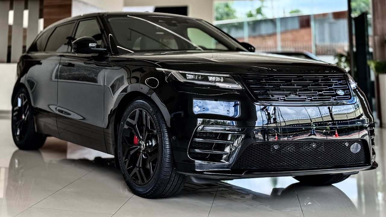 The Range Rover Velar (2025) Luxury SUV Reviews Interior ...