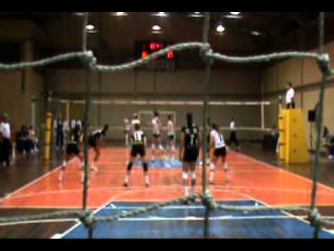 Letícia Guimarães - Volei 2