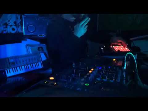 Motoe Haus -  Digital Konfusion Bunker Vienna 2017