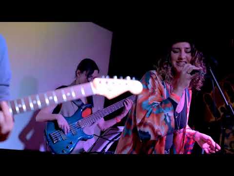 Julia-Jungle-5-Murder-On-The-Dance-Floor-SFOR-171222