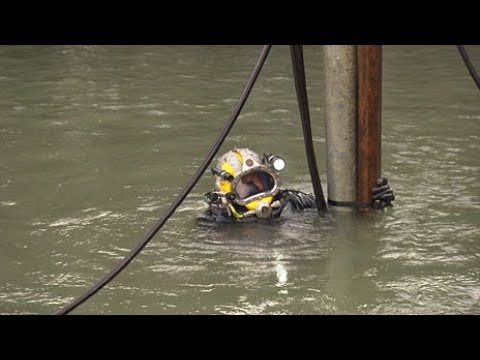 Taucher auf dem Weg zur Lok | SWR | Landesschau Rheinland-Pfalz