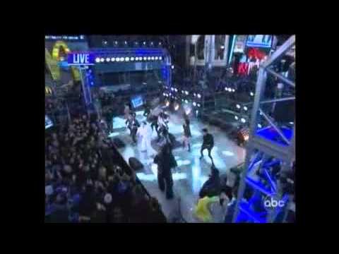 Psy-NY Time Square-New Year's Rockin' Eve 2013(강남스타일,싸이+MC Hammer)+무도 .avi