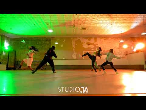 Contemporary with Jules Downum - Open Level Dance Class