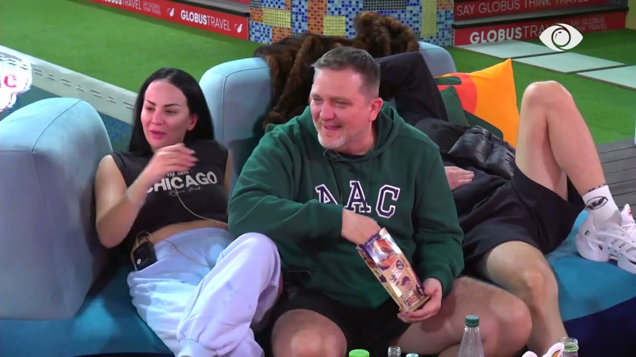 “Ça mashtruesi mor burr”/ Juli dhe Romeo shkëmbejnë batuta për Gazin, 'shpërthejnë' në të qeshura