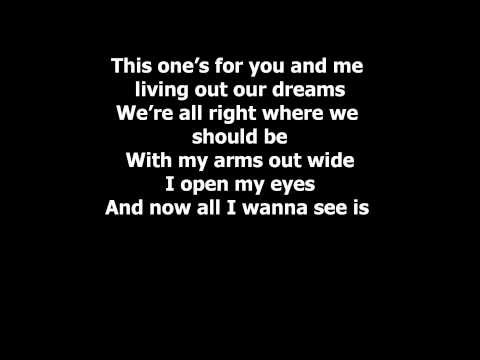 Eminem & Royce Da 5'9 feat Bruno Mars - Lighters Lyric 1080 HD!