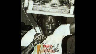 Lee 'Scratch' Perry - Grumbling