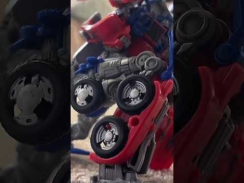 Transformers Stop Motion #Short 2007 Optimus Enters Mission City Scene