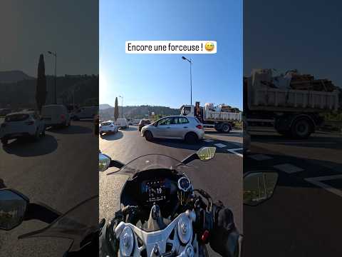 Encore une forceuse ! 😅 #moto #motarde