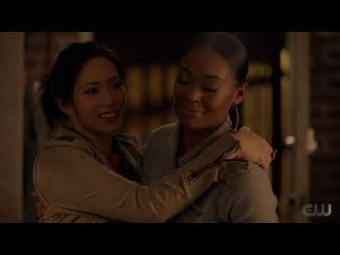 Black Lightning 4x04 Grace is in good health,go back home #ThunderGrace