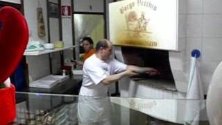 preview picture of video 'Borgo Vecchio - Il pizzettaro pazzo'
