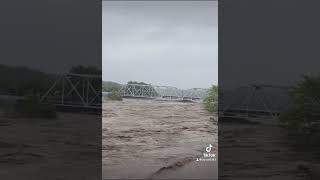 Download lagu Rio #paz q divide#EISalvador con #Guatemala situado en el puente arce de dicho país#alberto#lluvias mp3