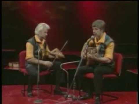 The Corries --- The Highlander's Farewell