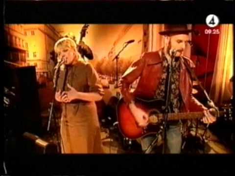 Lars Bygdén & Ane Brun - This Road (Live TV4)