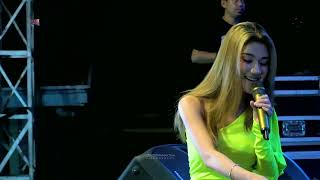 Download lagu LINTING DAUN - KIKY APRILIA || OM. CAKRAWALA LIVE PAGAK 2022 mp3