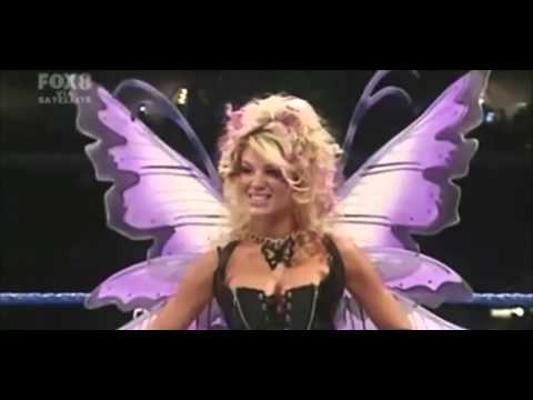 WATCH: 2006 Trick Or Treat Battle Royal