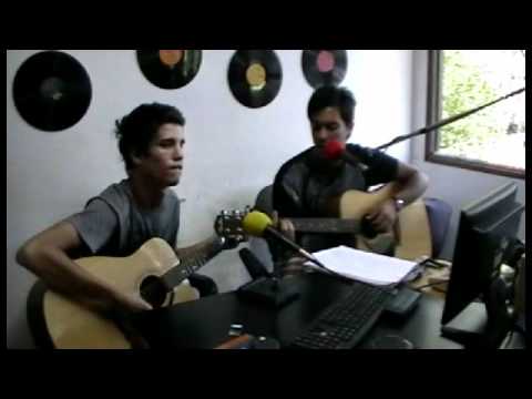 Freakadilly: Nico + Jano.  SUPERMAN Acoustic Live