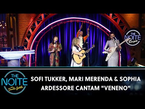 SOFI TUKKER, Mari Merenda & Sophia Ardessore cantam "Veneno" | The Noite (06/11/23)