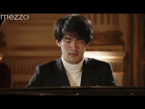Paganini/Liszt: La Campanella - Bruce Liu