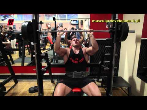 FA Xtreme Team w Krakowie w siłowni Extreme Fitness - Trening Burdzy i Zieleniecki - Barki