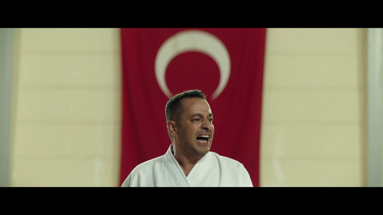 AV THE HUNT (Emre Akay, TR, 2020)