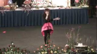 Trish Thuy Trang - Big Big World