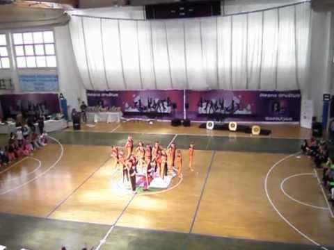 BE A FREAK formacija 1.mesto.AVI