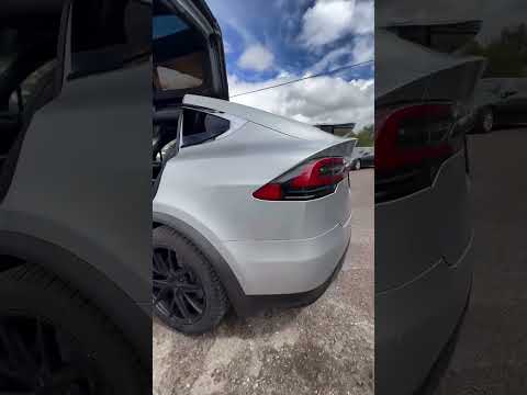 фото tesla model x i 0