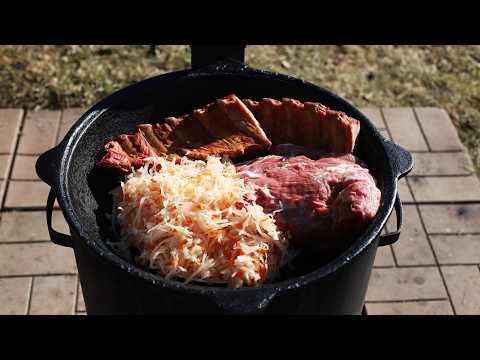 КОРХЕЙЛЕВЕШ В КАЗАНЕ. ВЕНГЕРСКИЕ КИСЛЫЕ ЩИ НА КОПЧЕНОСТЯХ