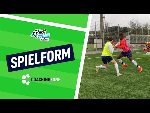 Fussballtraining: Vom 3 gegen 1 in der Mittelspur zum 3 gegen 2 in der Endzone