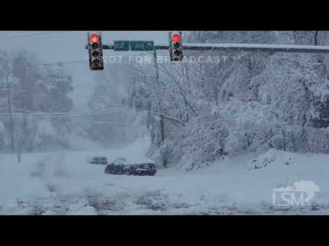 01-03-2022 Fredericksburg, Virginia - Winter Storm *i95 Shots, Cars Stuck, Cars Being Pulled Out, He