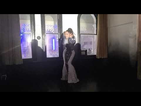 Katya Lou-King performs I can't breathe by H.E.R