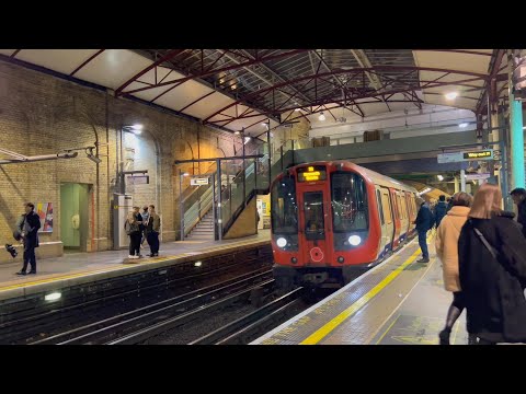New Yorker Rides the London Underground (Tube) from London Bridge to Paddington