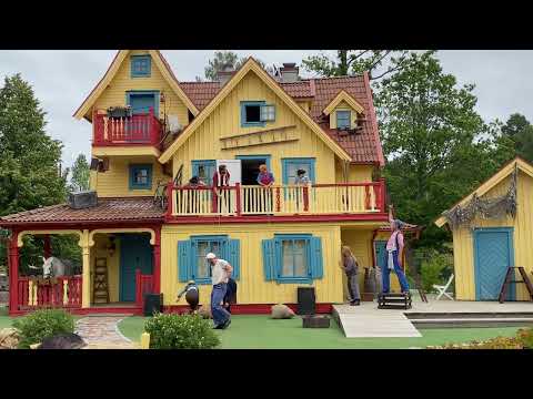 Här kommer Pippi Långstrump Astrid Lindgrens värld (2024)