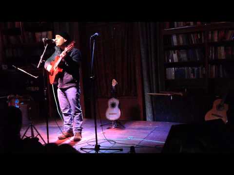 Alejandro Santiago en Breve espacio Puebla