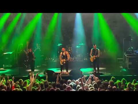 Held In Unserer Mitte - Broilers