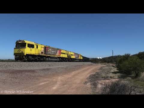 Trains in Western Australia: 7762 Empty Karara Ore at Glengarry Road