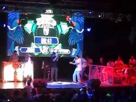 Jops vs Clap Psycho - Octavos - Red Bull Batalla De Los Gallos Chile 2014