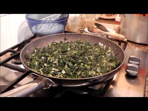 SPINACH PIE (SPANAKOPITA) - STAVROS' KITCHEN - CYPRIOT CUISINE