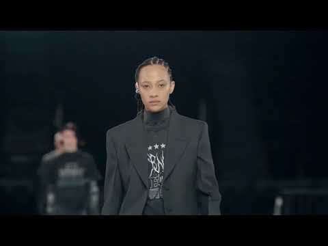 Givenchy  Fall / Winter 2022 Ready To Wear Show