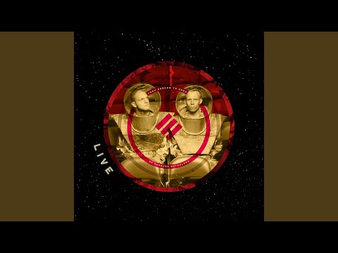 Video thumbnail for Knocking on Your Door (Live) [Cologne, E-Werk, Germany - 2005/03/28]