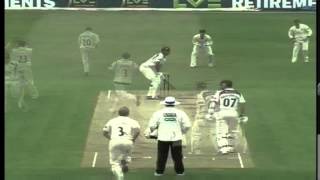 Northants v Lancs LV=CC day 3 highlights from Northampton