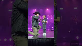 Dustin Lynch asked Julianne to sing on stage again, but this time to Good Girl! Part 1.