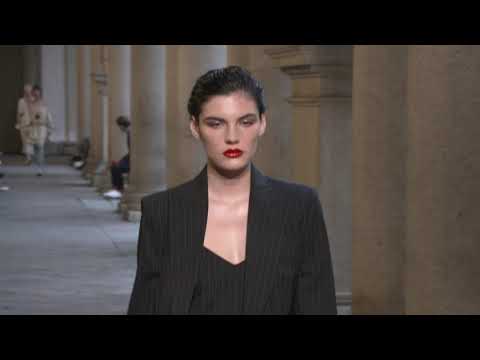 MAX MARA LIVE SHOW SS21