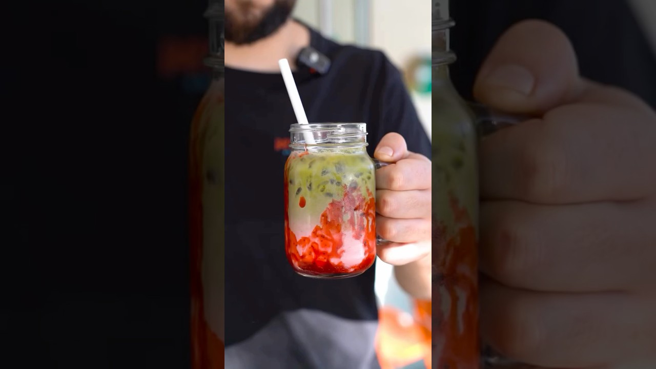 Strawberry Matcha Has Landed at Castle Mall 🍓🍵 | Mouzina Faves