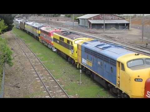 9 EMD streamliners depart Streamliners 2016 Goulburn NSW 4-10-2016