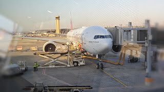 טיסה ראשונה עם אמרייטס: בואינג 777-300ER